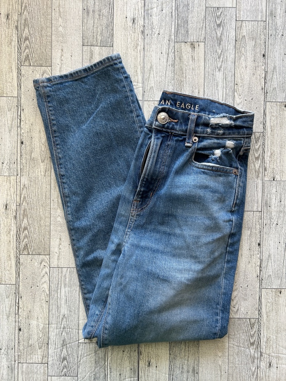 *closet clean out* American Eagle highest rise 90s boyfriend Jean size 0 short